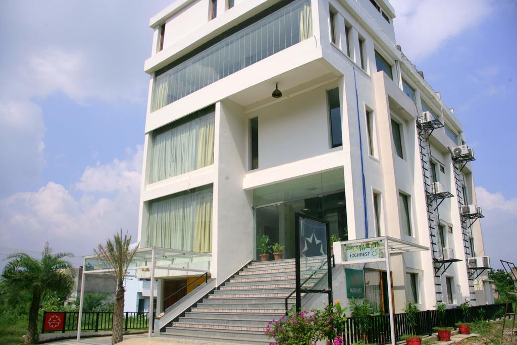 Hotel Highnest Singapperumalkovil 외부 사진
