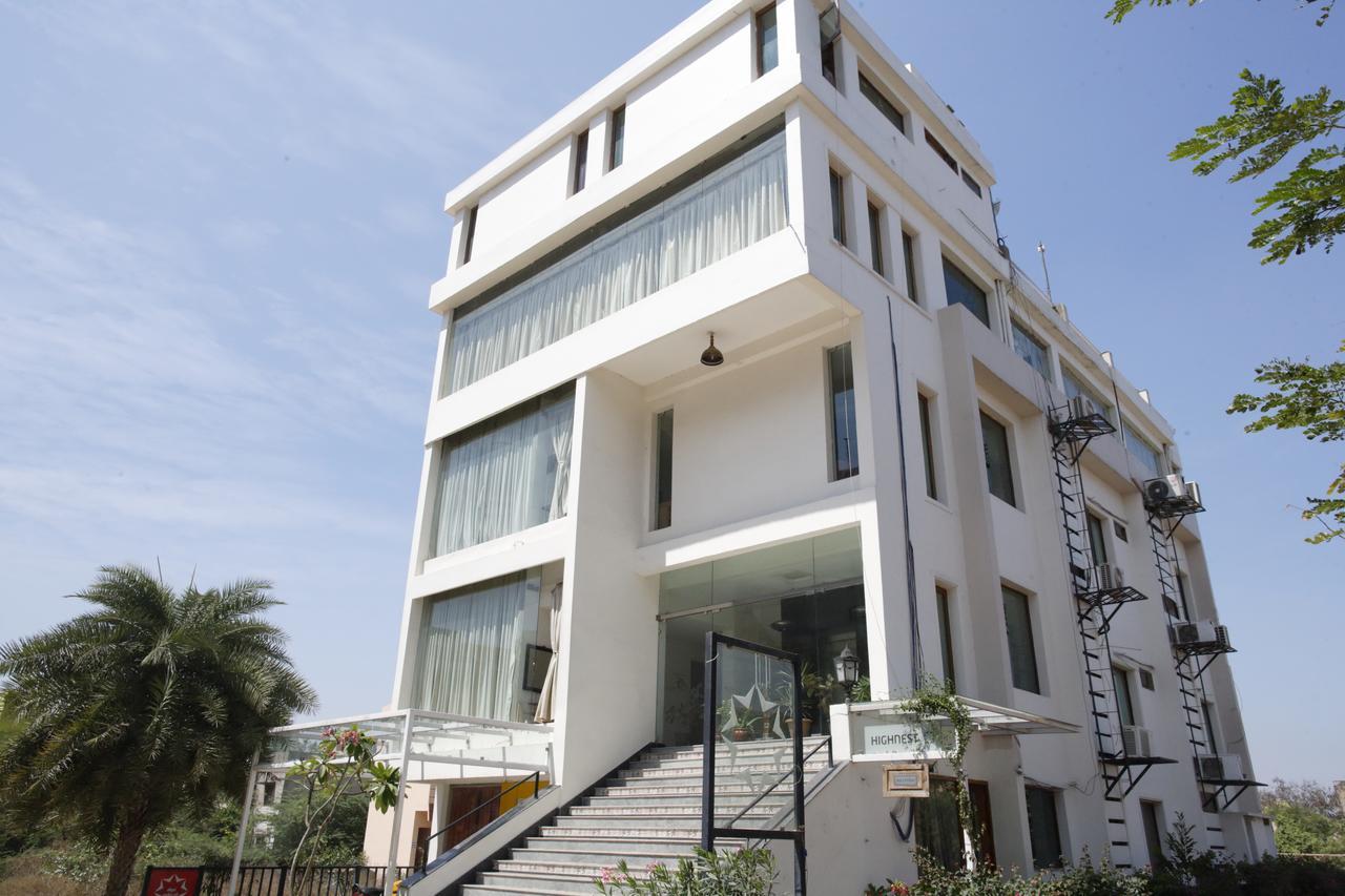 Hotel Highnest Singapperumalkovil 외부 사진